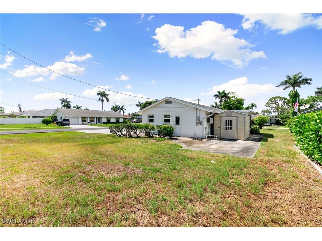 700 100th Avenue N Naples FL 34108 225052180 image26