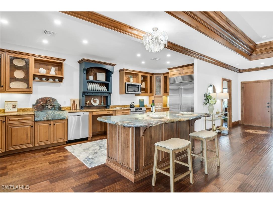 700 Arbor Lake Drive #7-101 Naples FL 34110 225085101 image2