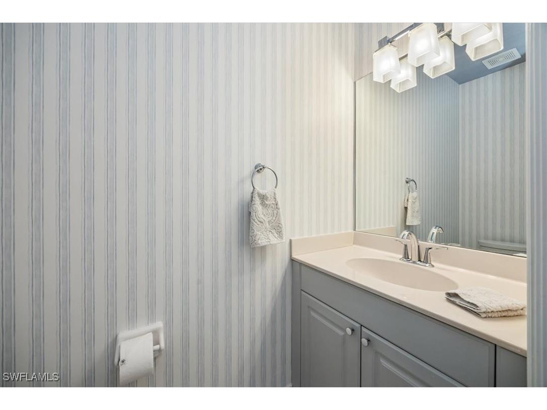 700 Bentwater Circle #104 Naples FL 34108 225070306 image17