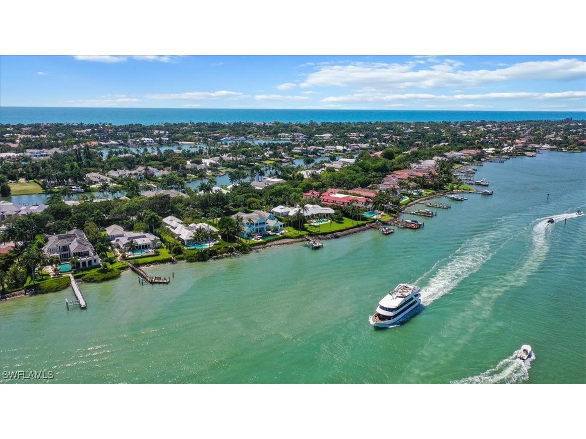 700 Bentwater Circle #104 Naples FL 34108 225070306 image32