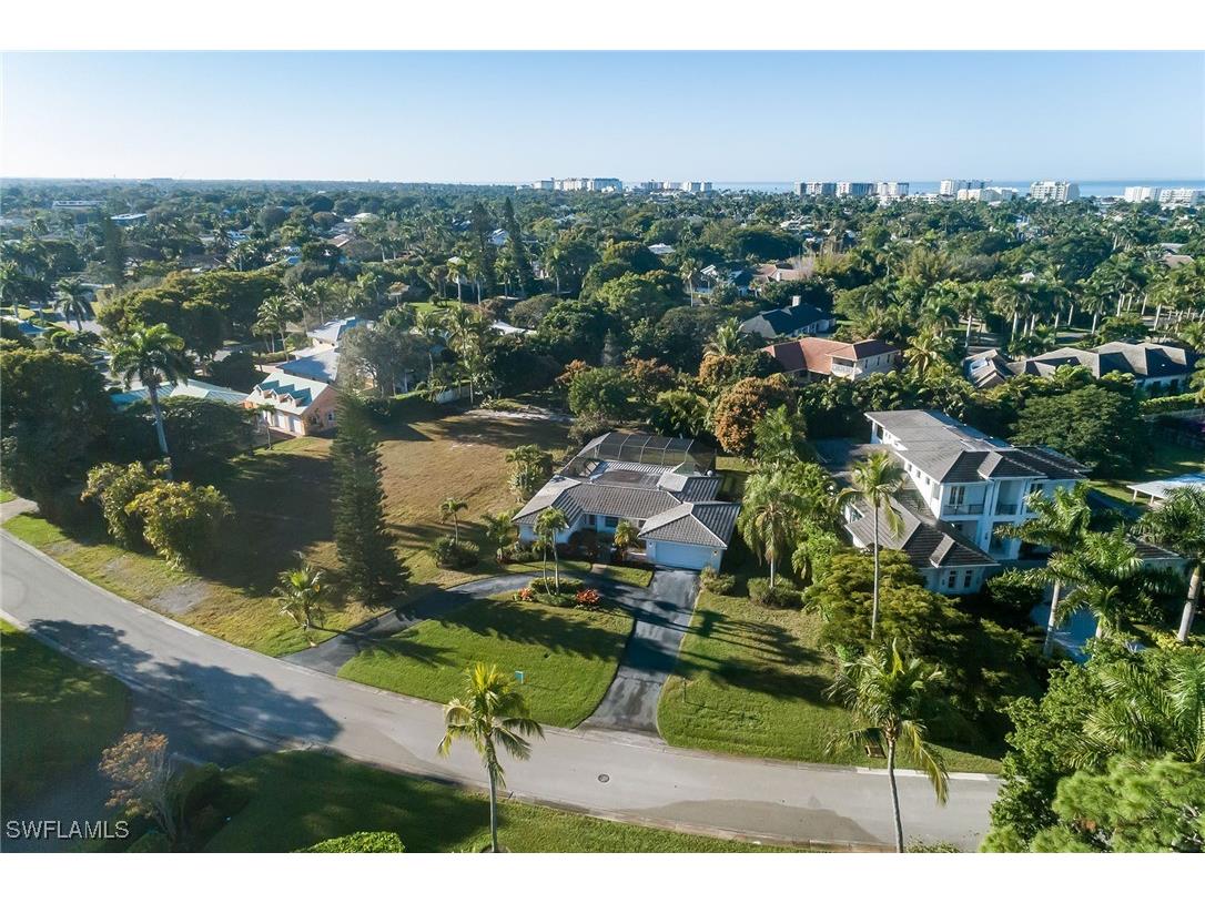 700 Bow Line Drive Naples FL 34103 226002252 image3