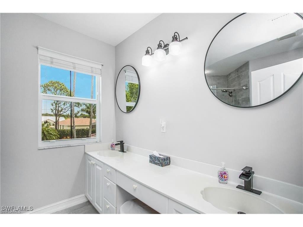 700 Diamond Circle #706 Naples FL 34110 226003522 image25