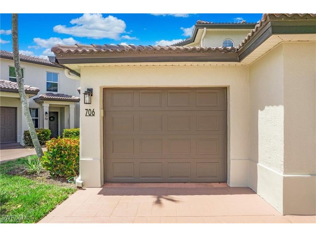 700 Diamond Circle #706 Naples FL 34110 226003522 image3