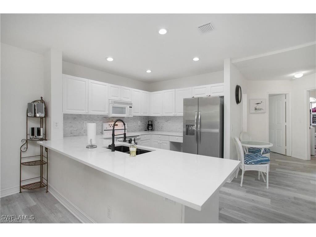 700 Diamond Circle #706 Naples FL 34110 226003522 image8