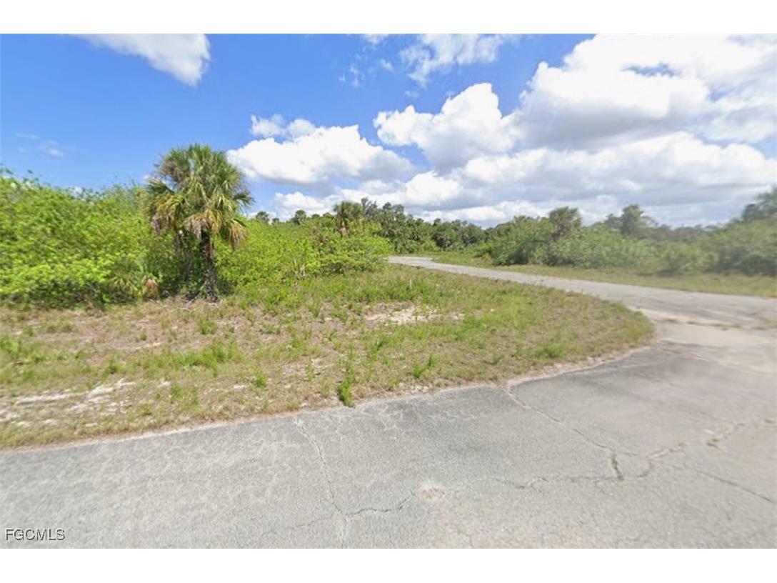 700 Glen Court Labelle FL 33935 225057844 image2