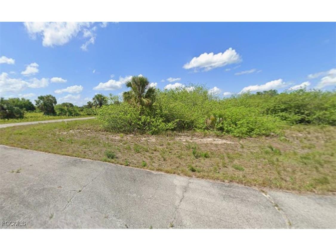 700 Glen Court Labelle FL 33935 225057844 image3