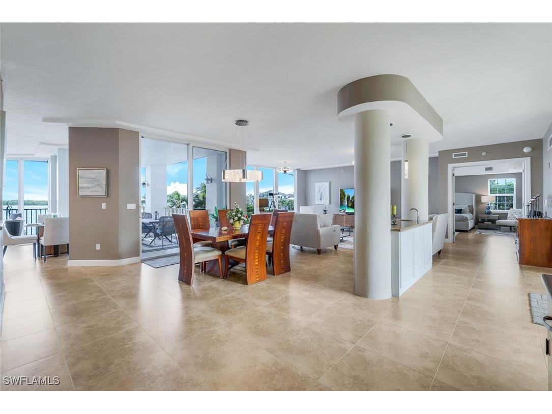 700 La Peninsula Boulevard #206 Naples FL 34113 225078371 image13