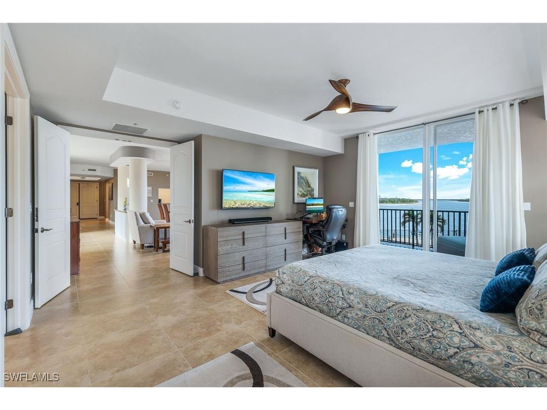 700 La Peninsula Boulevard #206 Naples FL 34113 225078371 image16