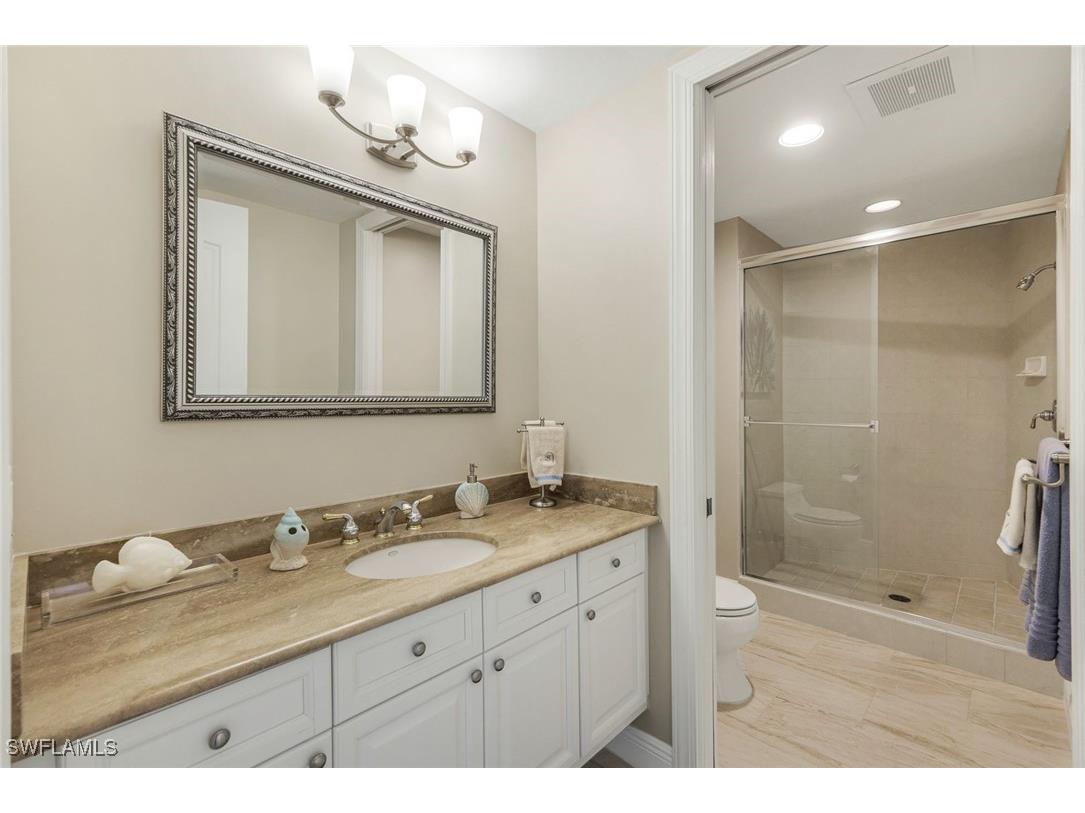 700 La Peninsula Boulevard #206 Naples FL 34113 225078371 image23