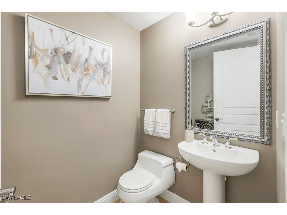 700 La Peninsula Boulevard #206 Naples FL 34113 225078371 image30