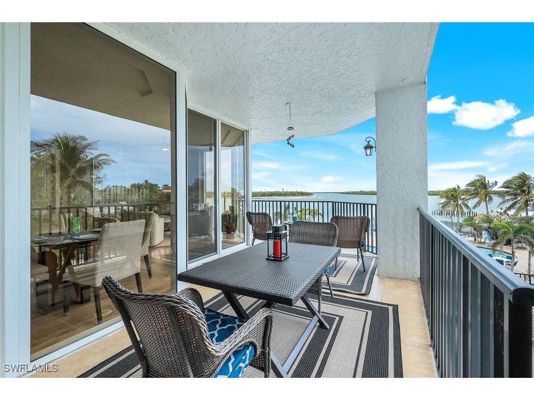 700 La Peninsula Boulevard #206 Naples FL 34113 225078371 image34