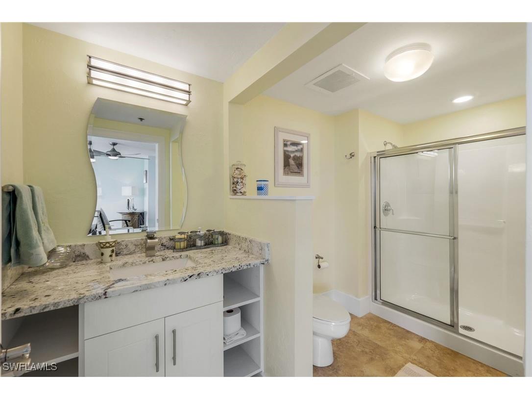 700 La Peninsula Boulevard #206 Naples FL 34113 225078371 image40