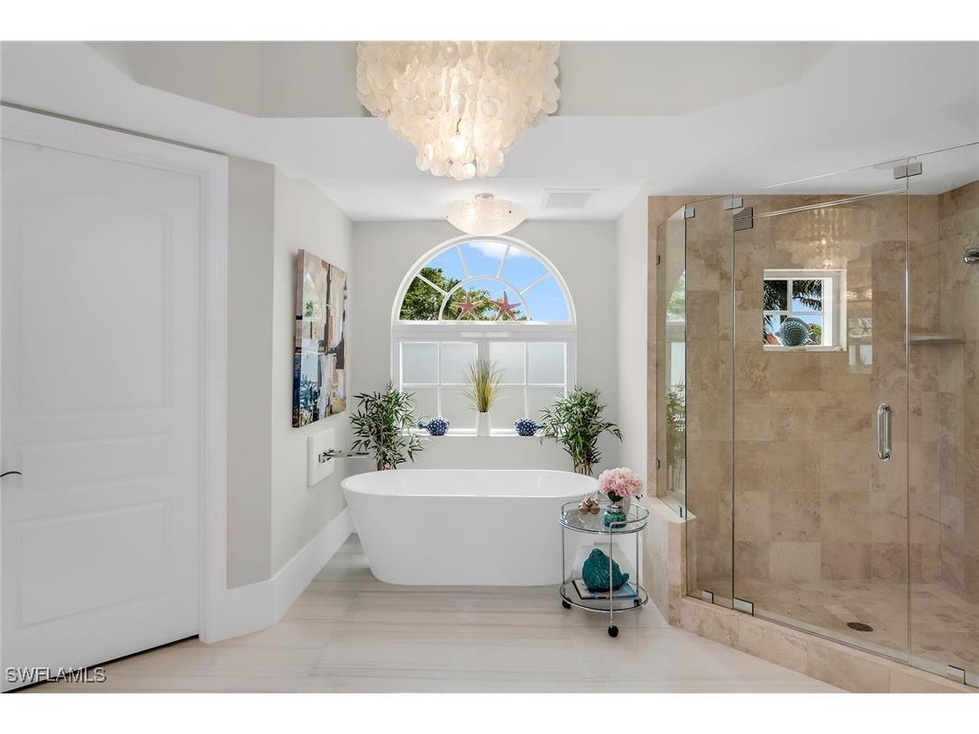 700 La Peninsula Boulevard #306 Naples FL 34113 225038470 image18