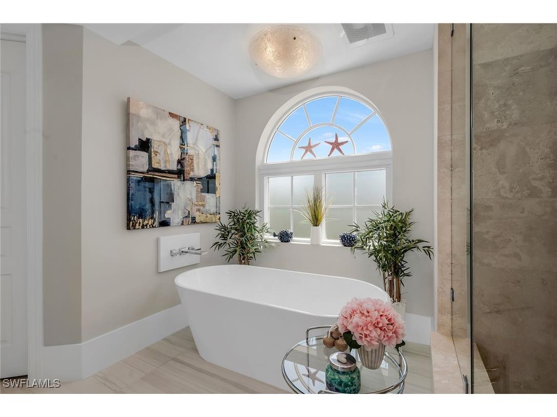 700 La Peninsula Boulevard #306 Naples FL 34113 225038470 image21