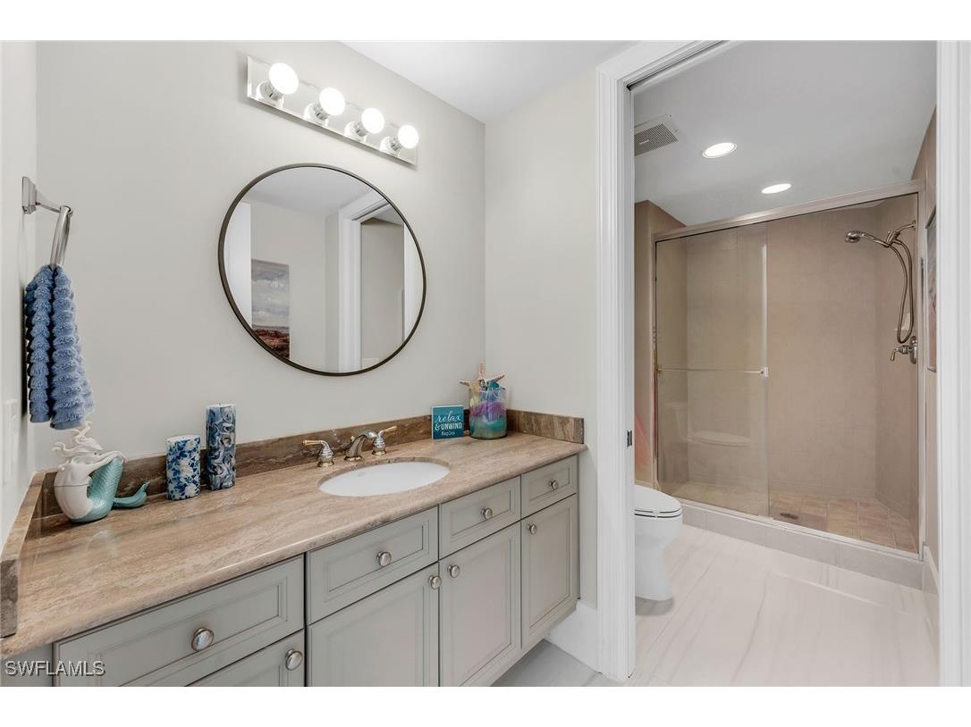 700 La Peninsula Boulevard #306 Naples FL 34113 225038470 image26