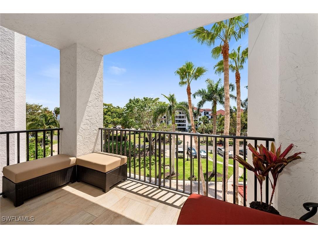 700 La Peninsula Boulevard #306 Naples FL 34113 225038470 image27