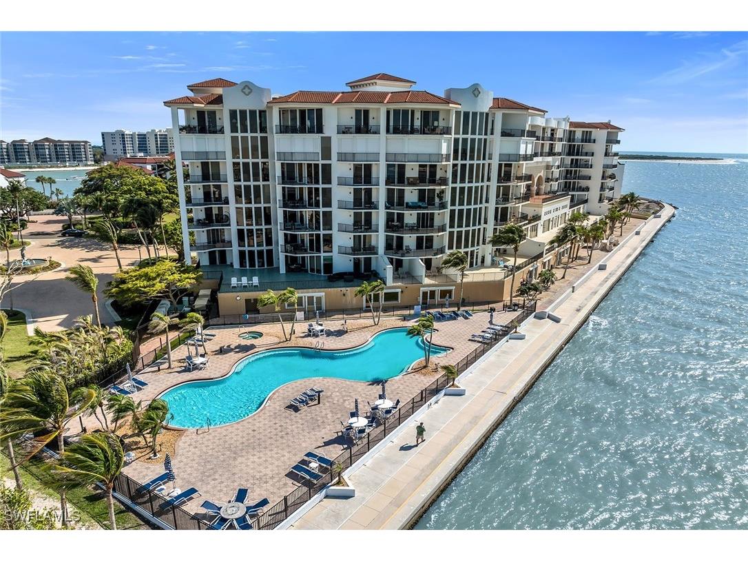 700 La Peninsula Boulevard #306 Naples FL 34113 225038470 image47