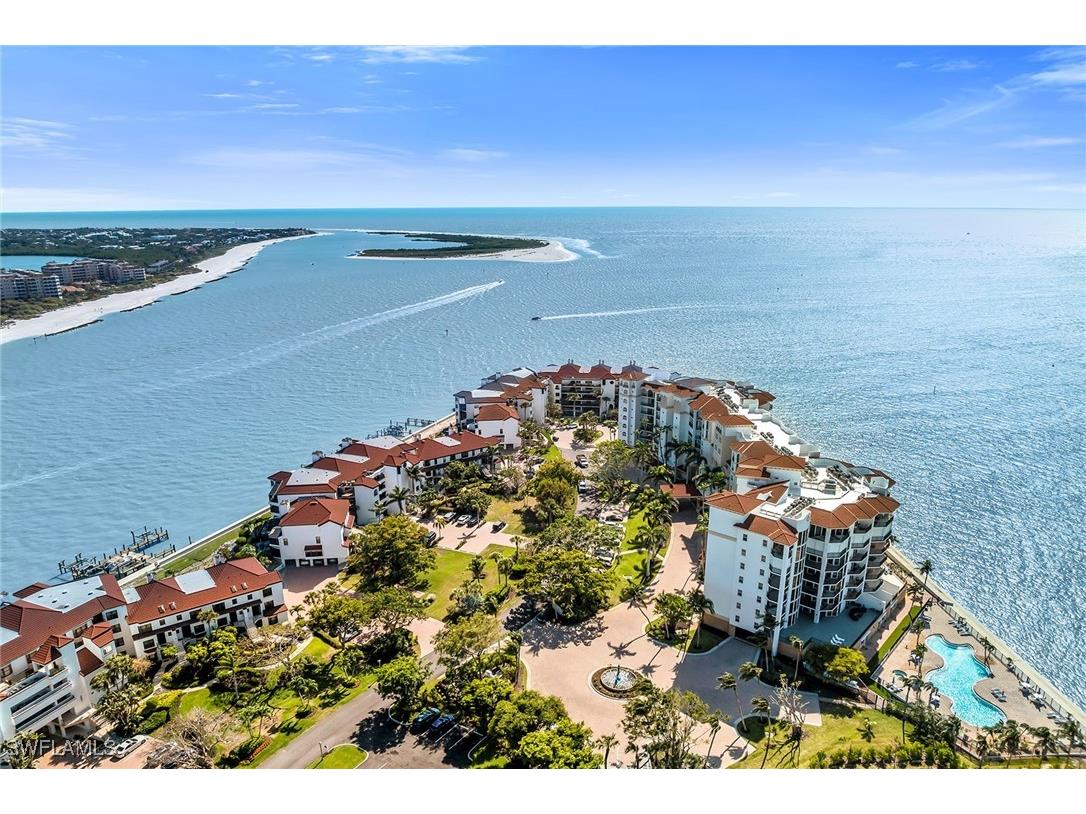 700 La Peninsula Boulevard #306 Naples FL 34113 225038470 image49