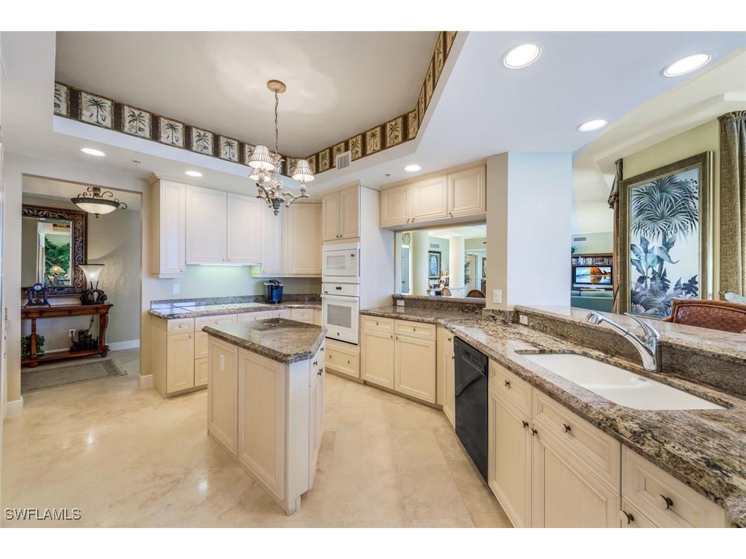 700 La Peninsula Boulevard #401 Naples FL 34113 225000005 image15