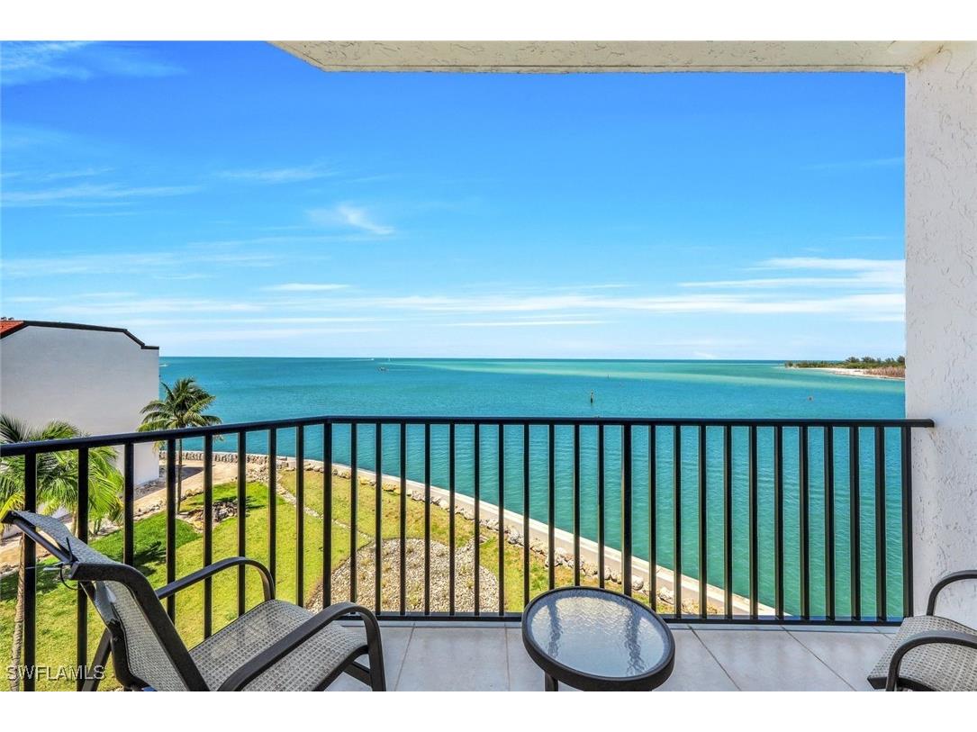 700 La Peninsula Boulevard #401 Naples FL 34113 225000005 image31