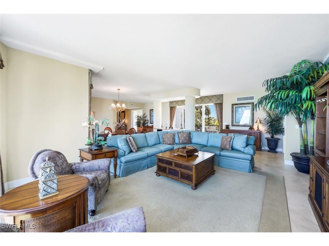 700 La Peninsula Boulevard #401 Naples FL 34113 225000005 image7