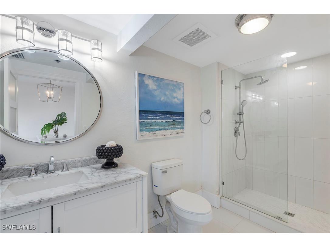 700 La Peninsula Boulevard #404 Naples FL 34113 225065144 image32