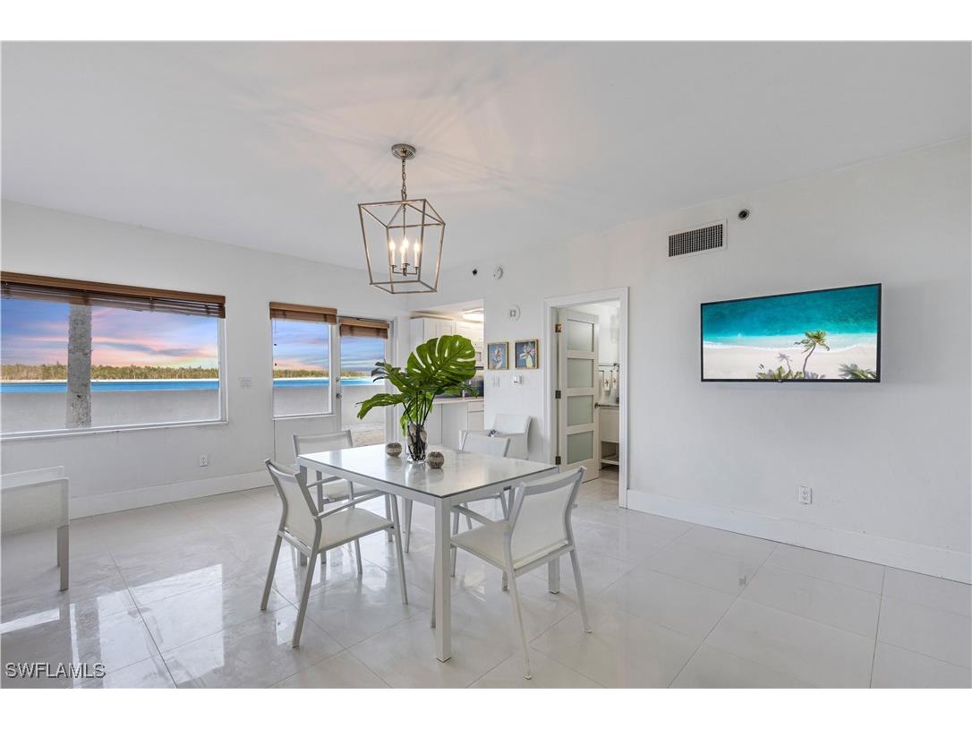 700 La Peninsula Boulevard #404 Naples FL 34113 225065144 image33