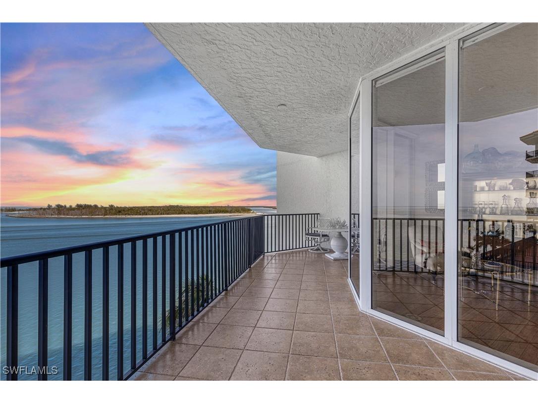 700 La Peninsula Boulevard #404 Naples FL 34113 225065144 image4