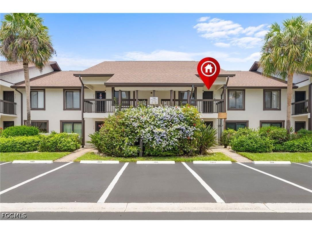700 Misty Pines Circle #204 Naples FL 34105 2026026454 image1