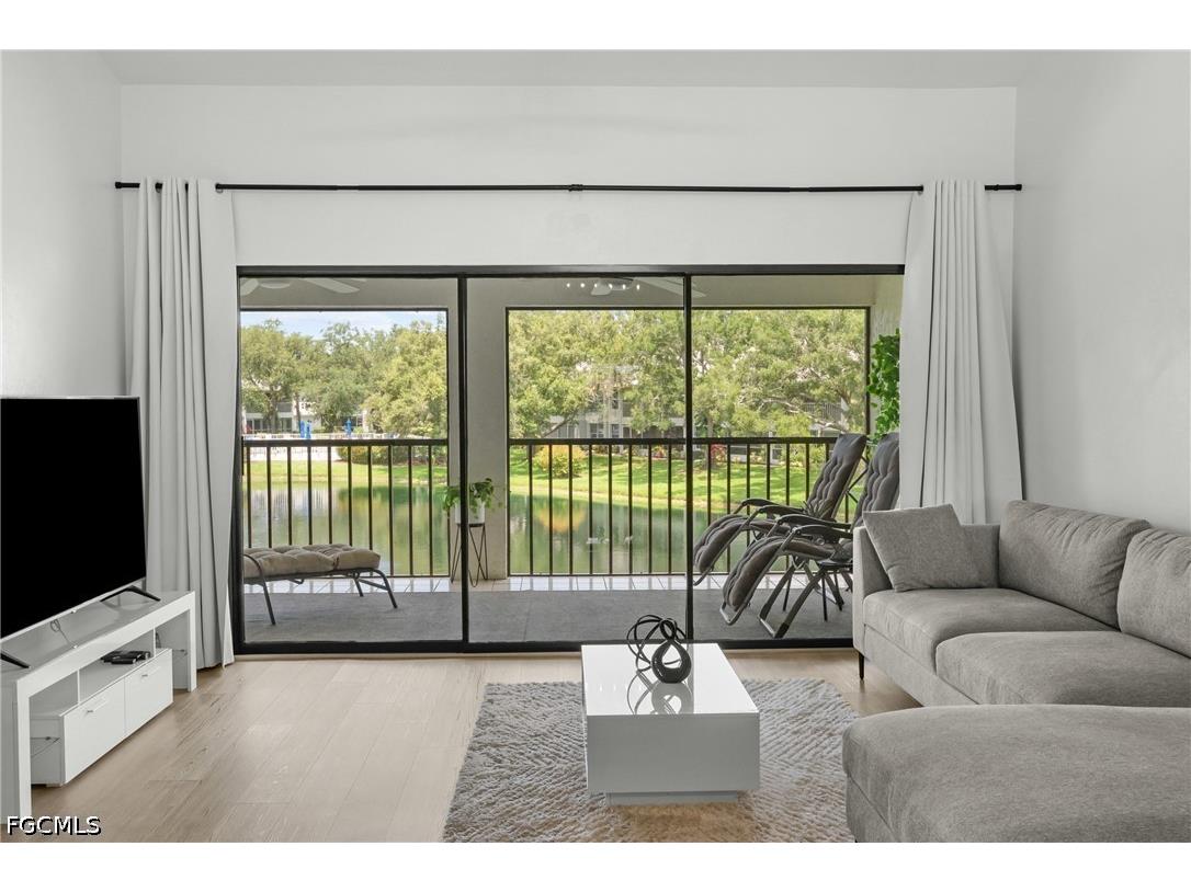 700 Misty Pines Circle #204 Naples FL 34105 2026026454 image13