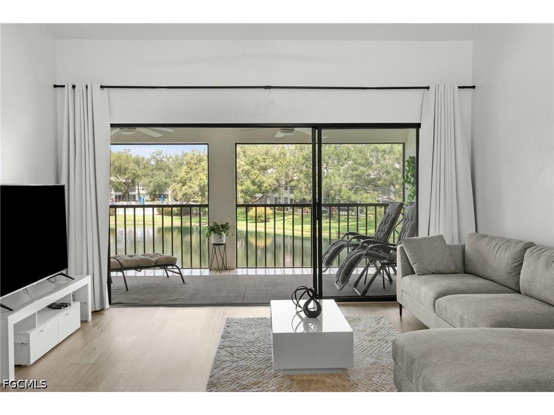 700 Misty Pines Circle #204 Naples FL 34105 2026026454 image14