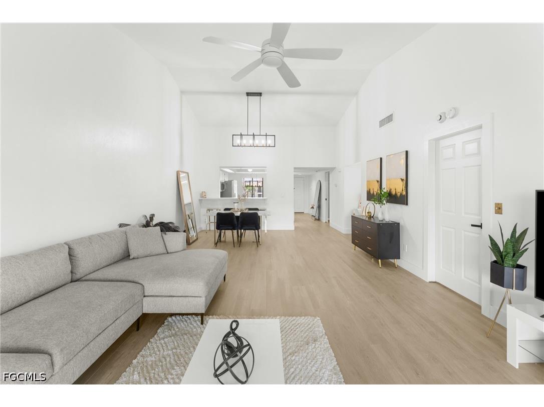 700 Misty Pines Circle #204 Naples FL 34105 2026026454 image16