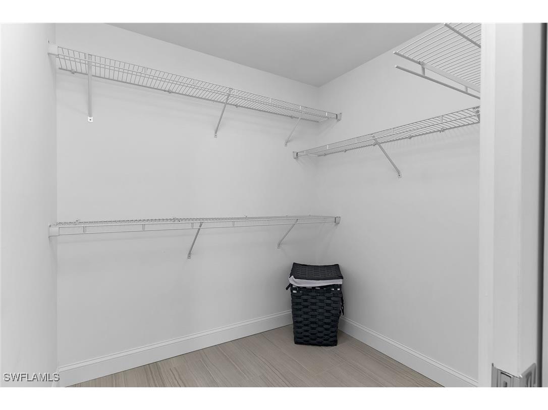 700 Saratoga Circle #B-101 Naples FL 34104 225080698 image14