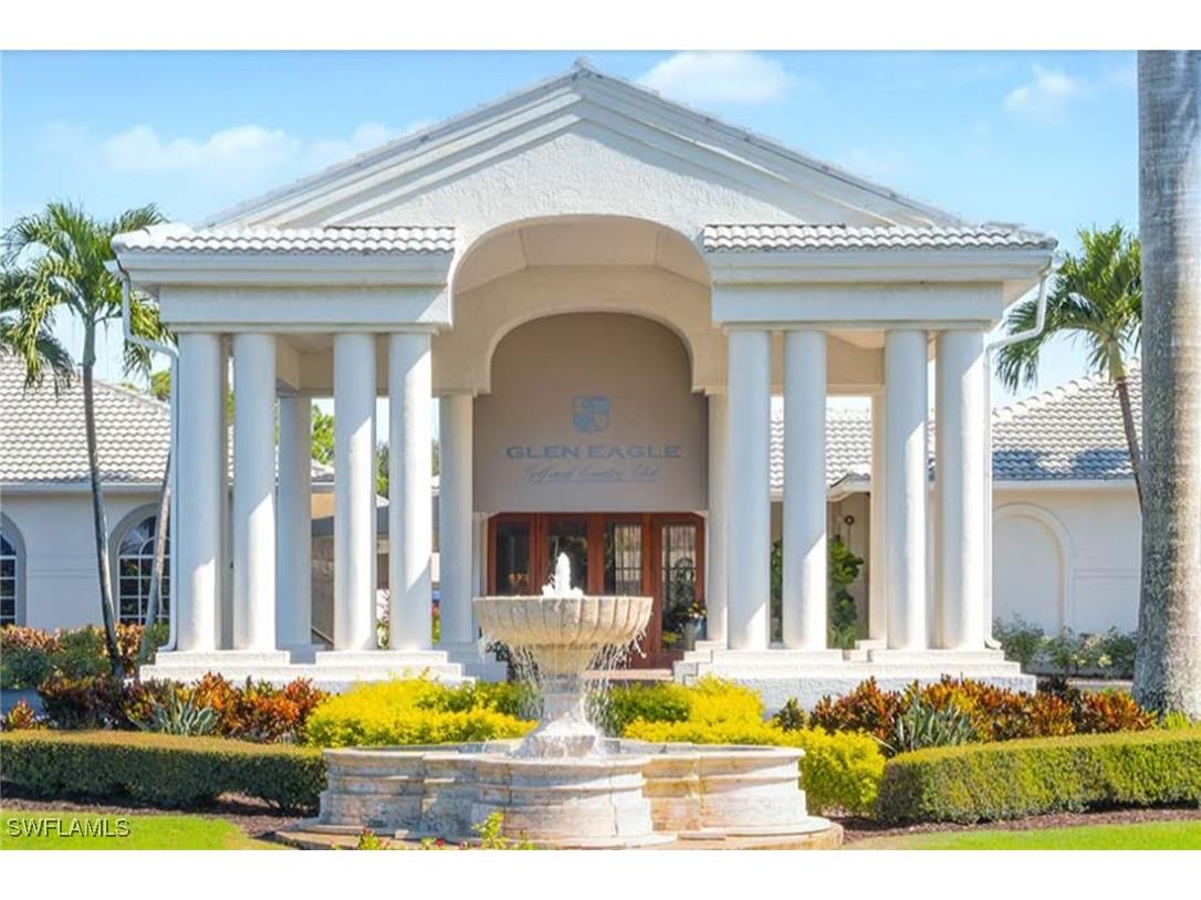 700 Saratoga Circle #B-101 Naples FL 34104 225080698 image30