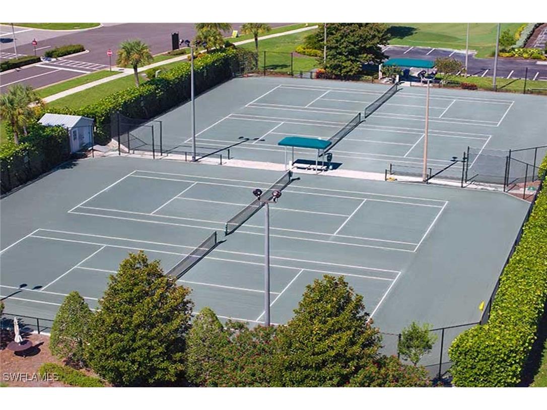 700 Saratoga Circle #B-101 Naples FL 34104 225080698 image33