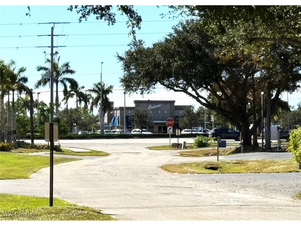 700 Valley Stream Drive #101 Naples FL 34113 225080993 image10