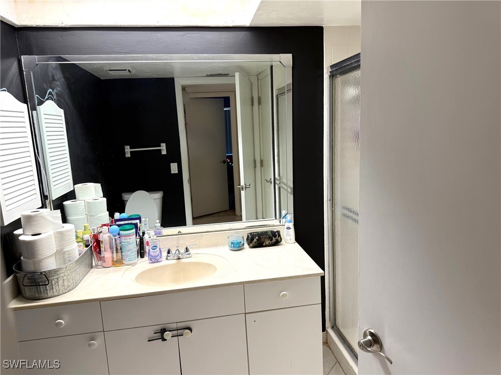 700 Valley Stream Drive #101 Naples FL 34113 225080993 image7