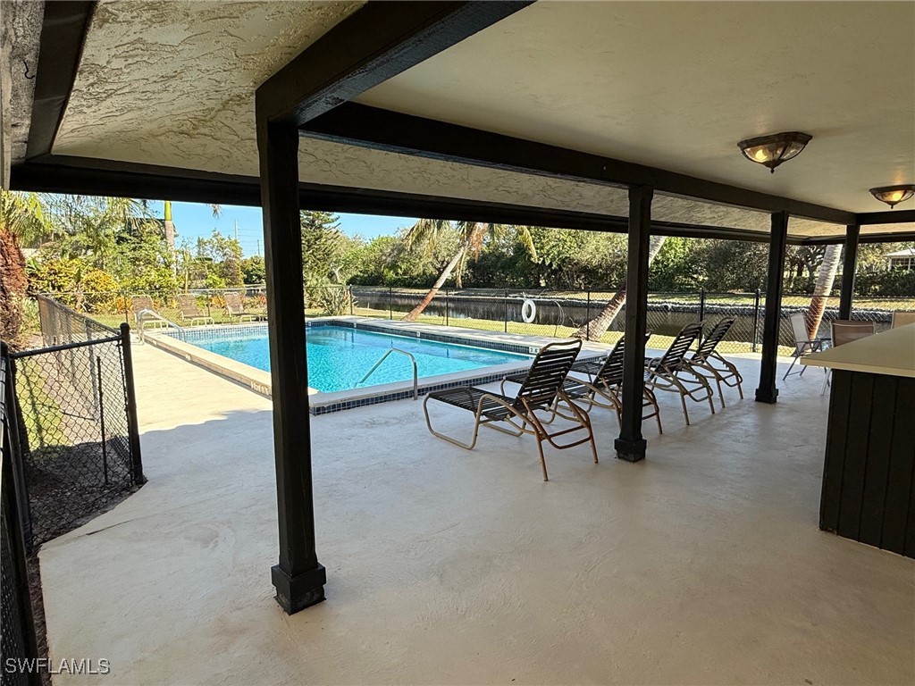 700 Valley Stream Drive #303 Naples FL 34113 225080992 image7