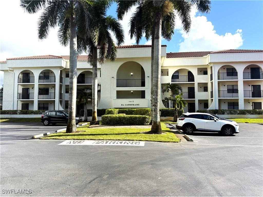 700 Valley Stream Drive #303 Naples FL 34113 225080992 image9