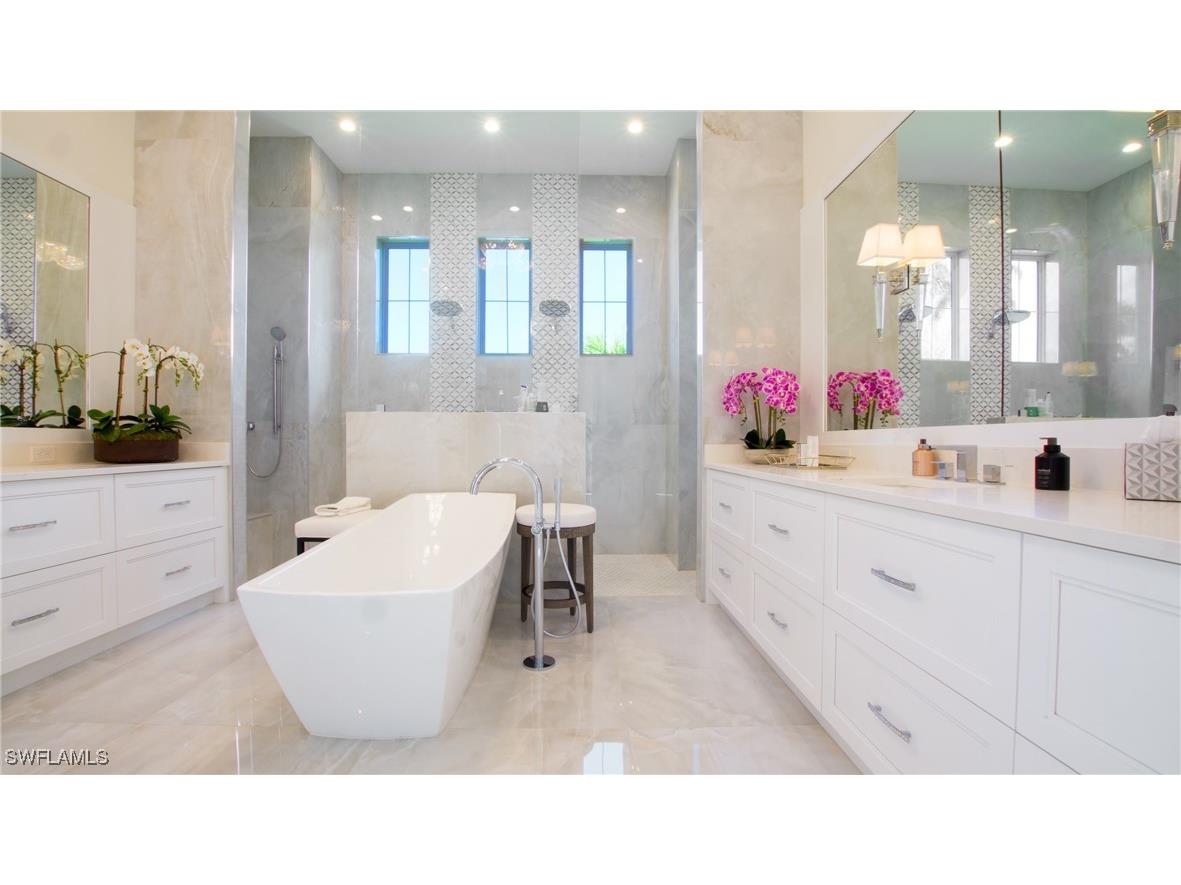 700 Wedge Drive Naples FL 34103 225073215 image18