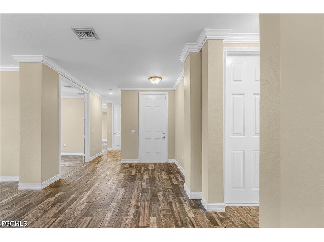 7000 Bergamo Way #102 Fort Myers FL 33966 2026015429 image3