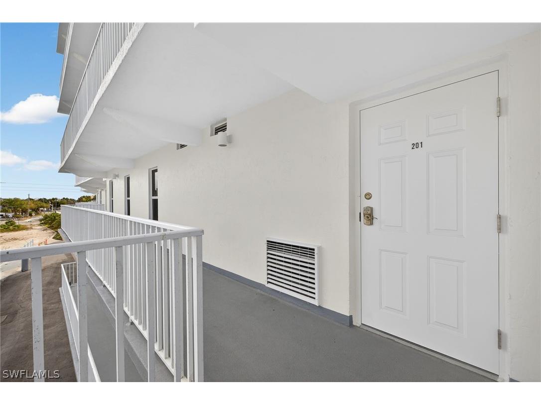 7000 Estero Boulevard #201 Fort Myers Beach FL 33931 226011336 image3