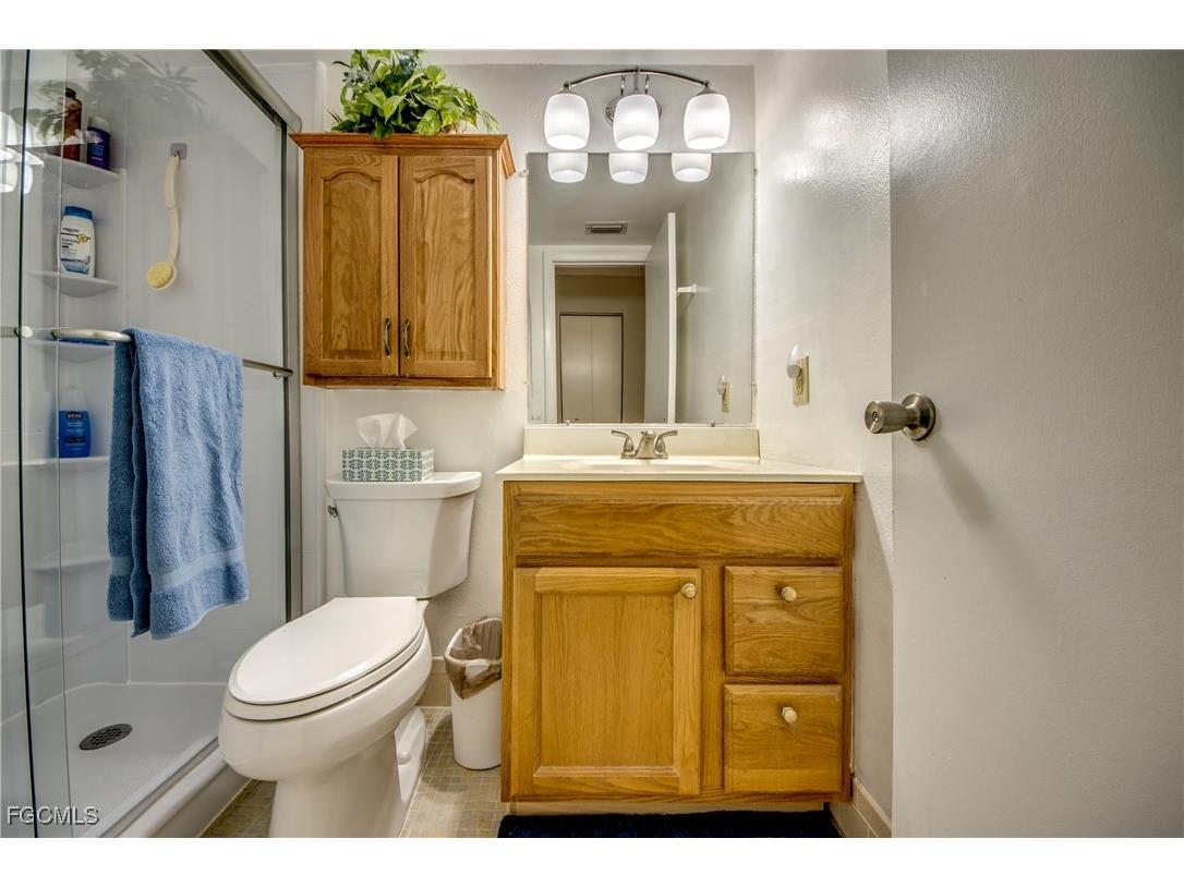 7001 New Post Drive #4 North Fort Myers FL 33917 2025021009 image11