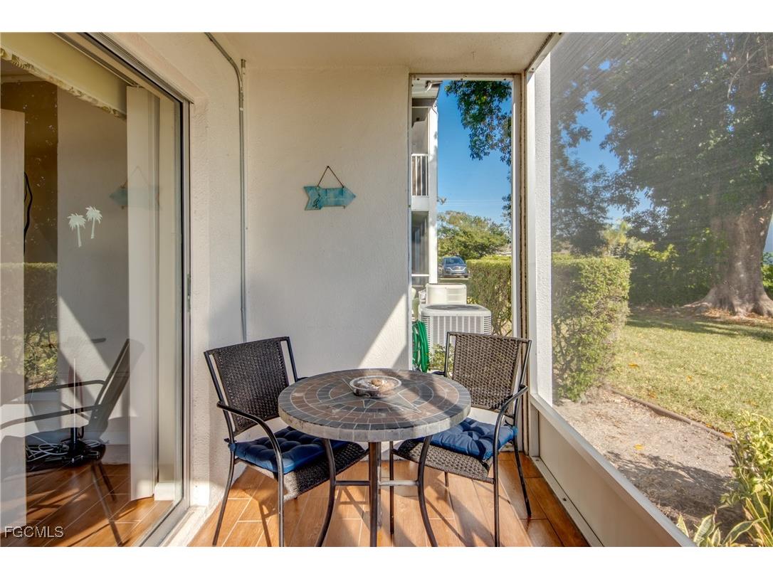 7001 New Post Drive #4 North Fort Myers FL 33917 2025021009 image16