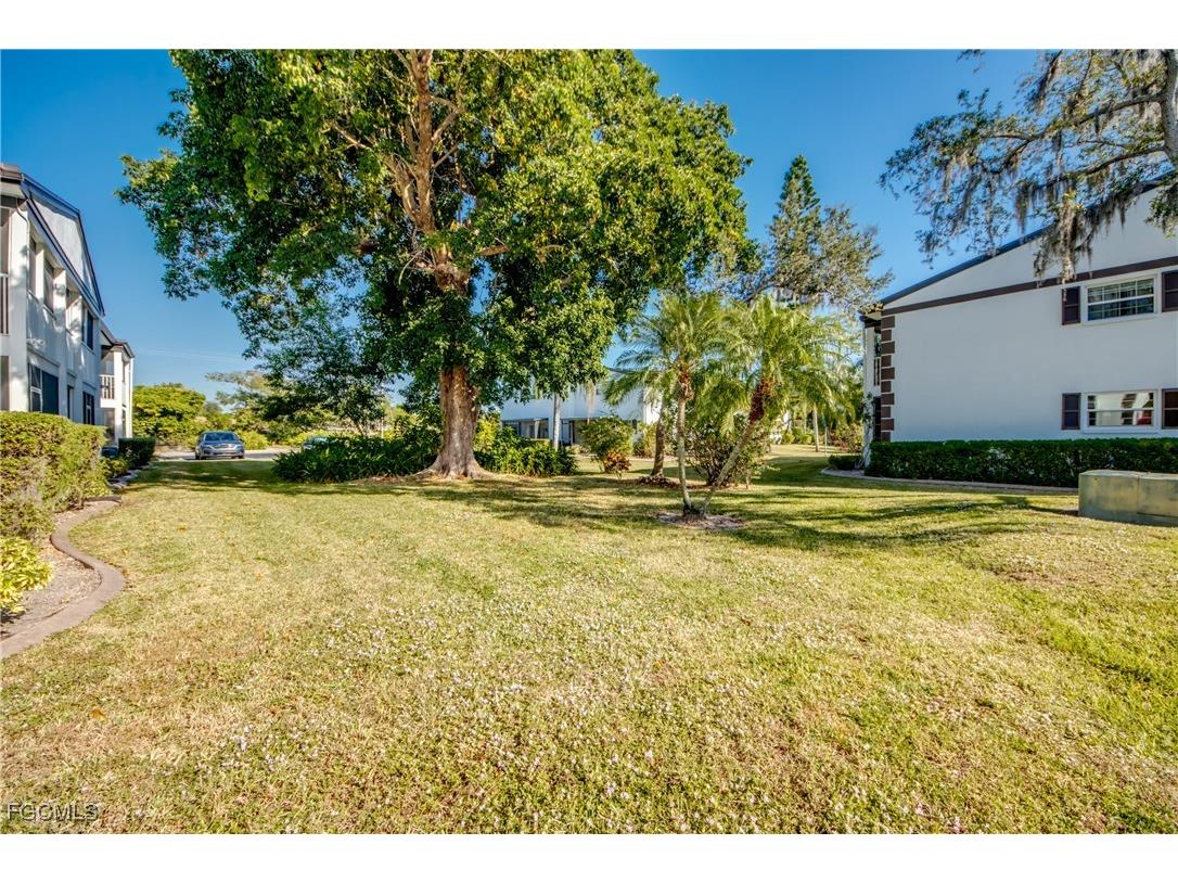 7001 New Post Drive #4 North Fort Myers FL 33917 2025021009 image19