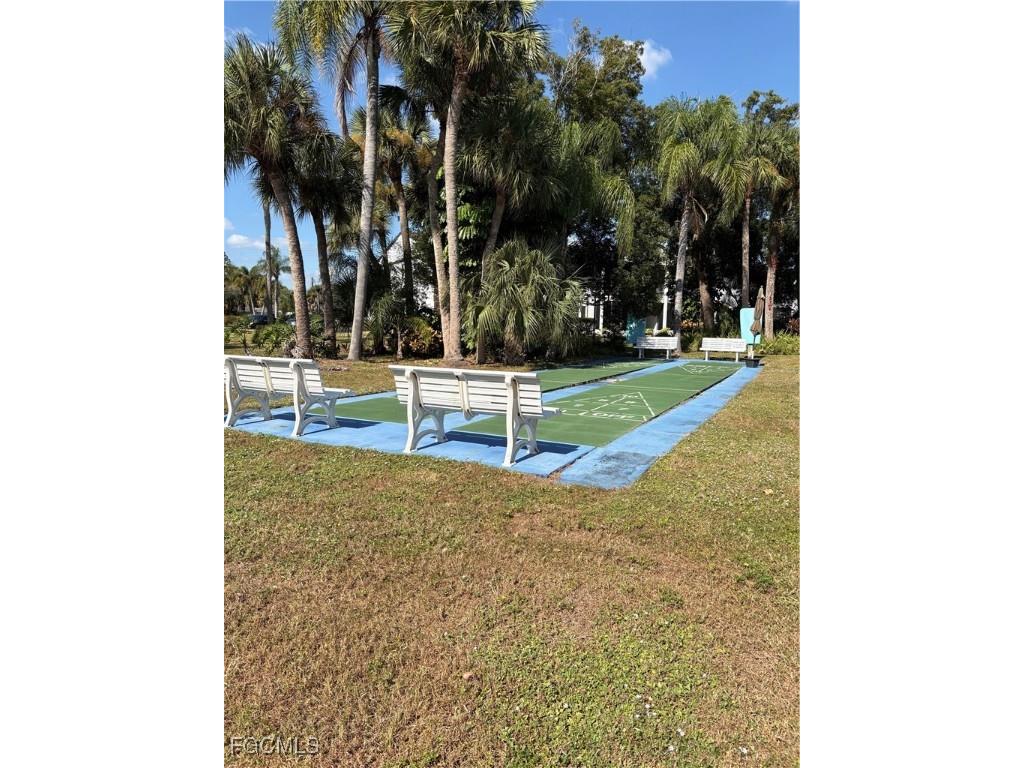 7001 New Post Drive #4 North Fort Myers FL 33917 2025021009 image24