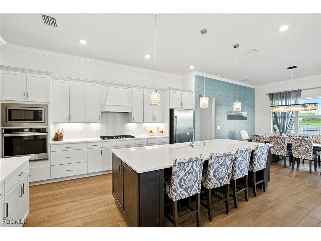 7002 Del Webb Oak Creek Boulevard N North Fort Myers FL 33917 2025007646 image8