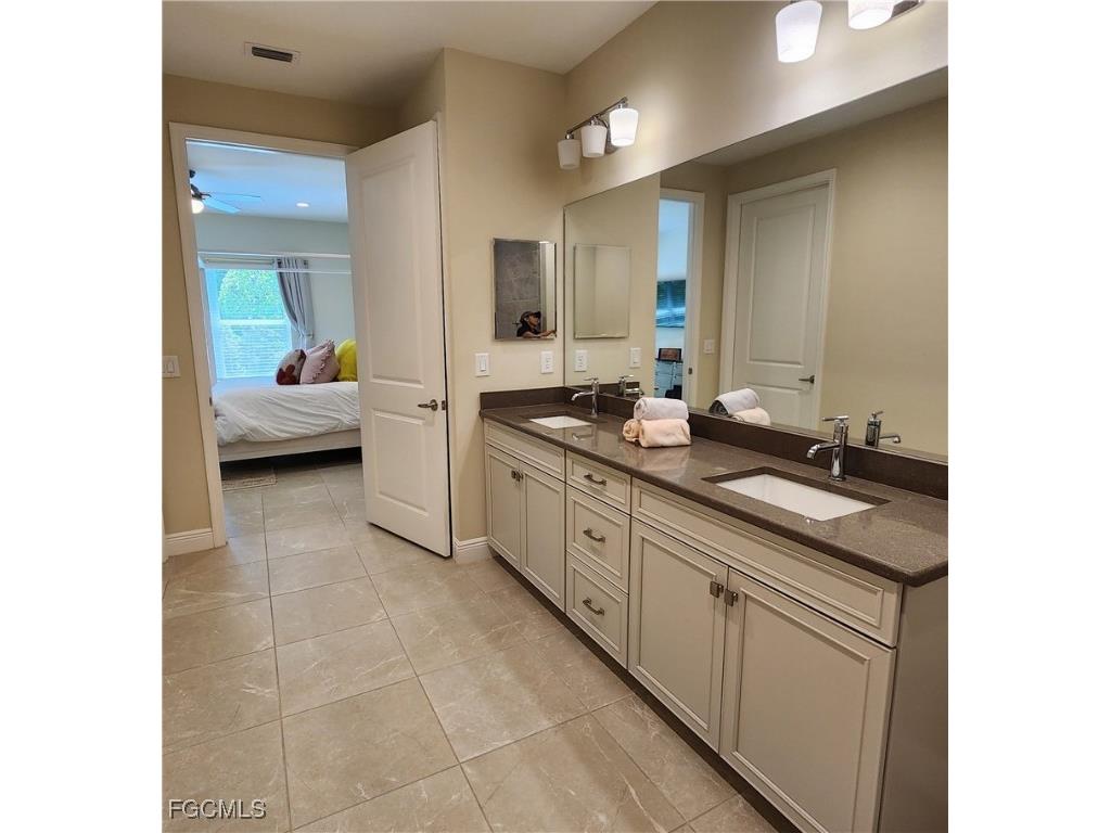 7004 Mistral Way Fort Myers FL 33966 2025011414 image12