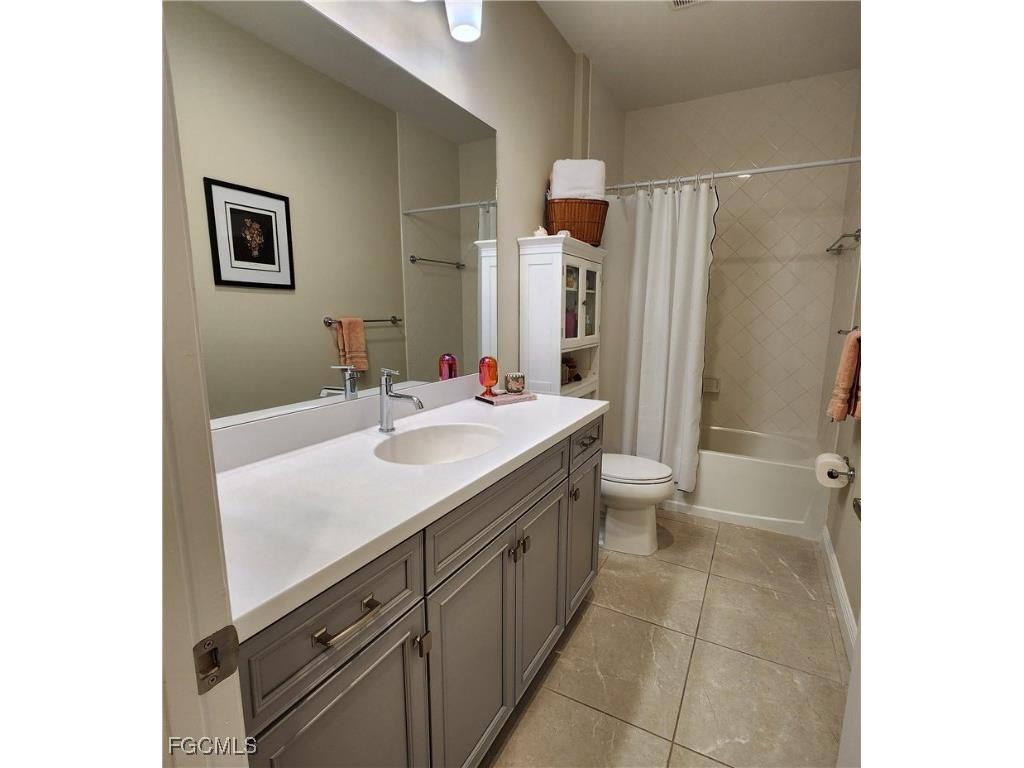 7004 Mistral Way Fort Myers FL 33966 2025013384 image10