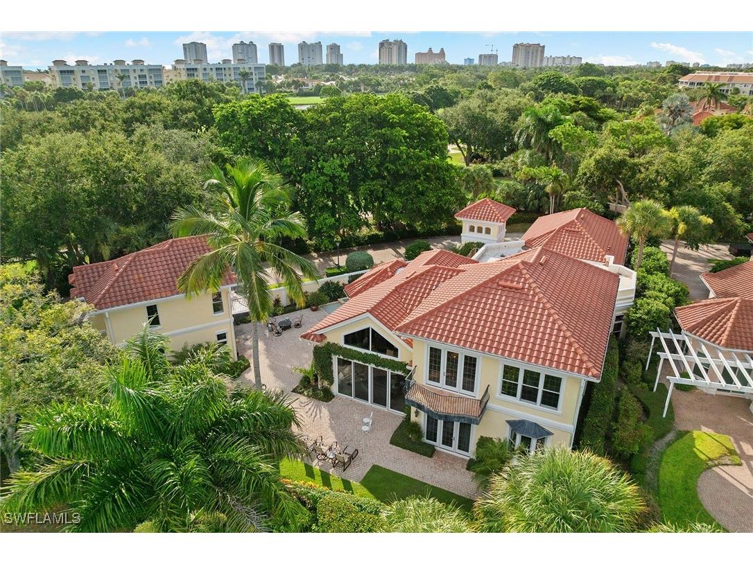 7004 Verde Way Naples FL 34108 225063989 image1